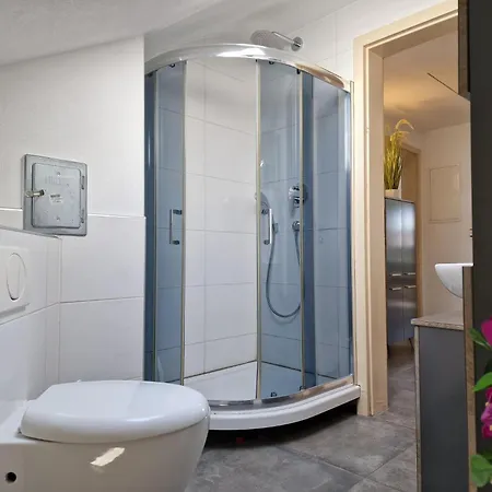Lägenhet Seenah